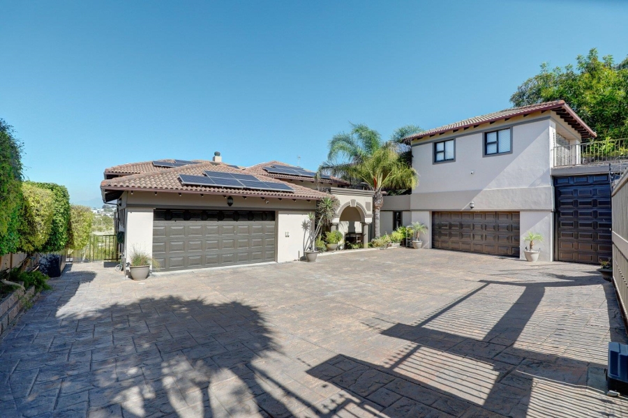 5 Bedroom Property for Sale in Welgemoed Western Cape